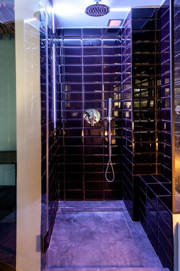 Secret Garden Downtown Apartamento Atenas Exterior foto